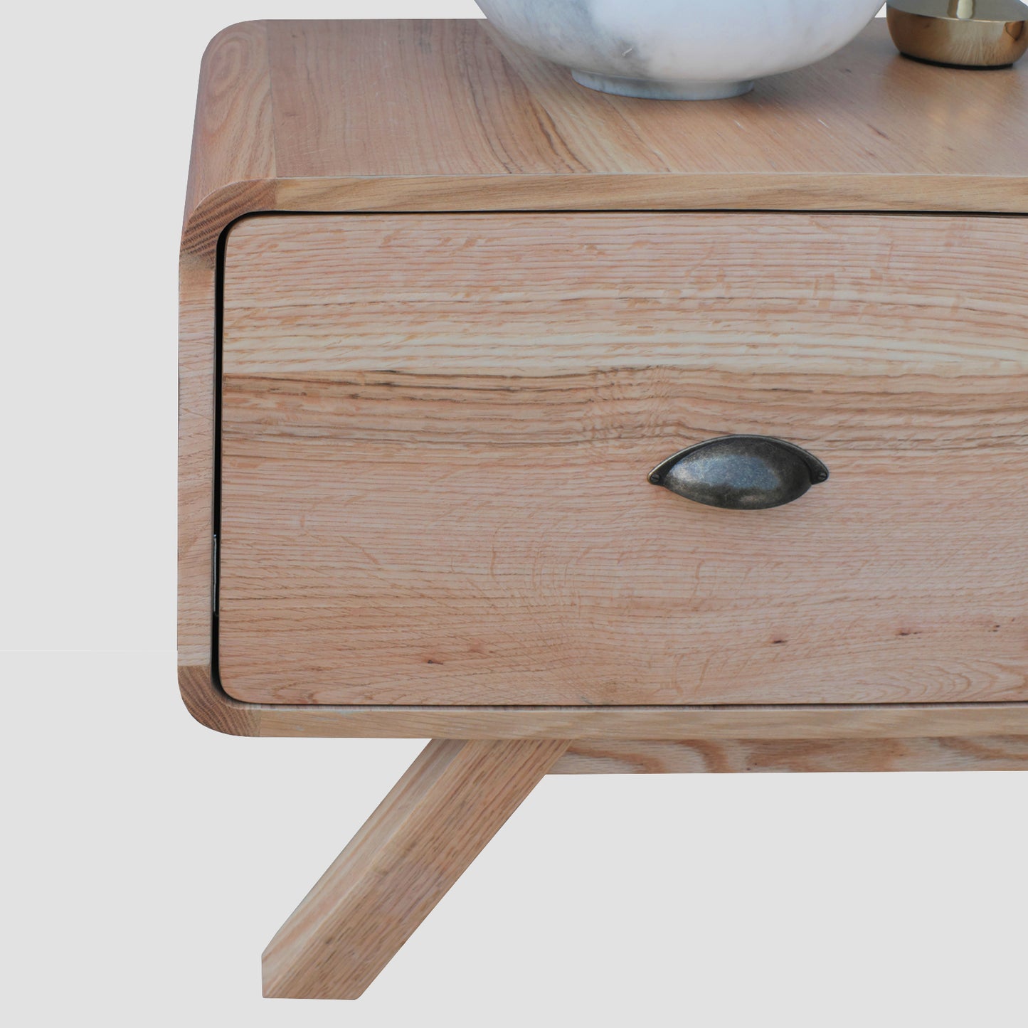Aden Tv Unit